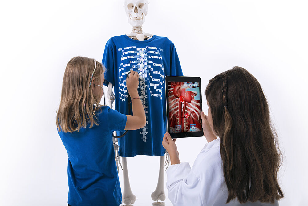Curiscope Virtuali-TEE T-Shirt (Adult Size) - Image 2